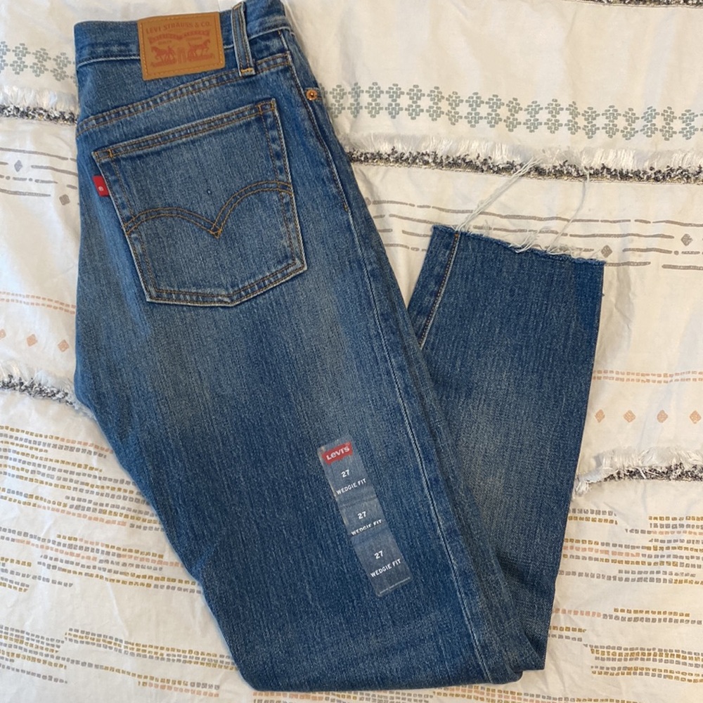 Levi’s Wedgie Fit Denim Jeans